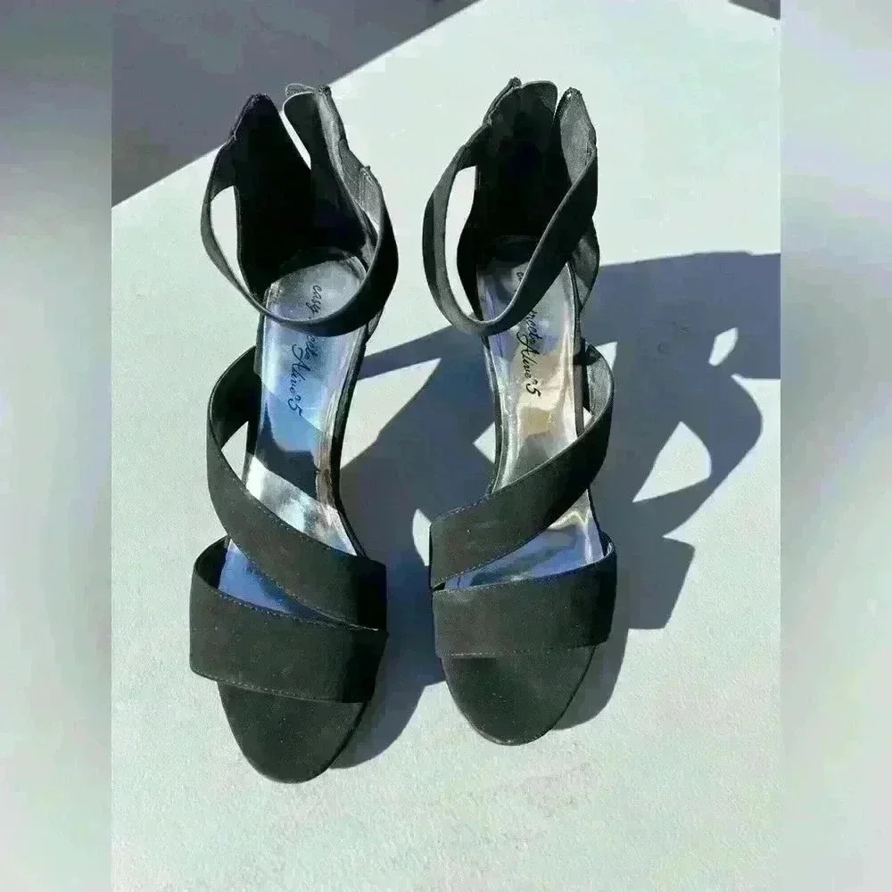 Easy Street Alive @ 5 Women's Black Dance flex Pumps sz 10W